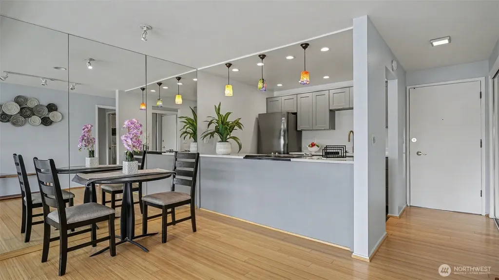 3601 24th Avenue W Seattle WA 98199