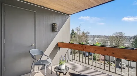 3601 24th Avenue W Seattle WA 98199