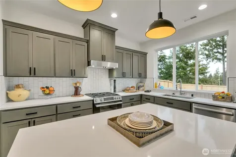 16202 76th Avenue Ct E Puyallup WA 98375