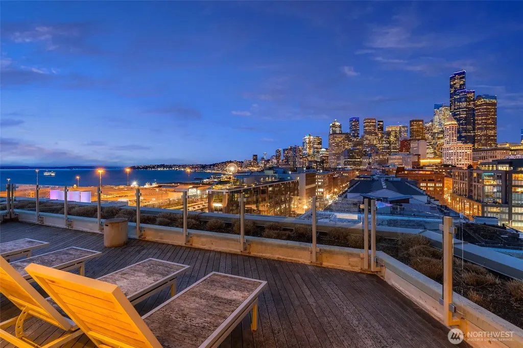 590 1st Avenue S Seattle WA 98104