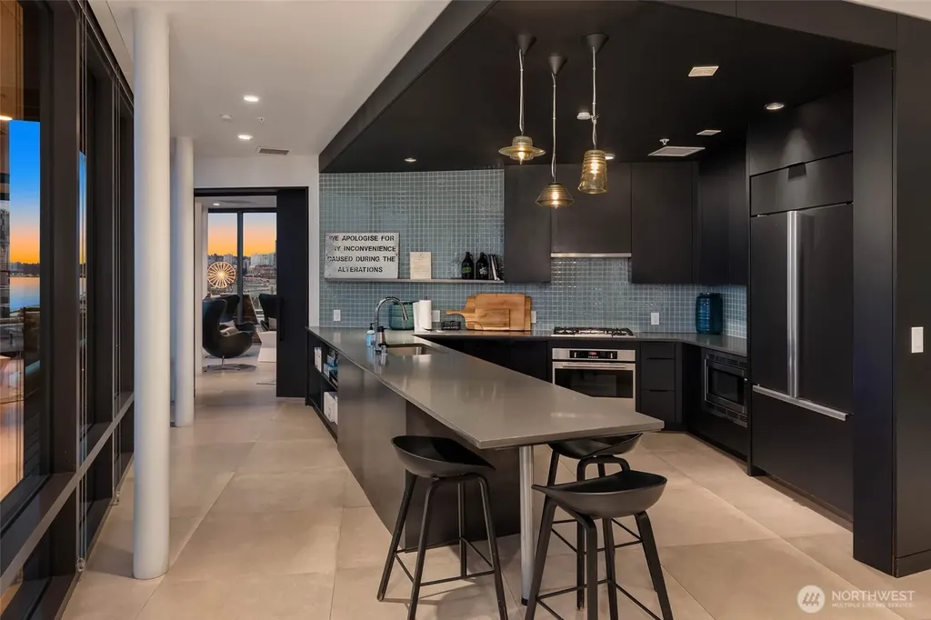 590 1st Avenue S Seattle WA 98104