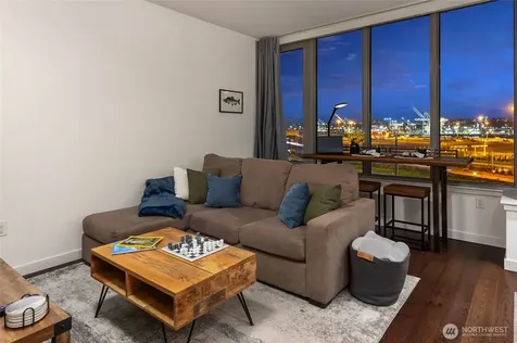 590 1st Avenue S Seattle WA 98104