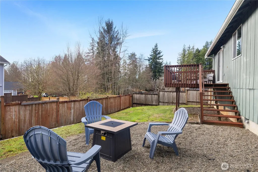 109 Blossom Lane Elma WA 98541