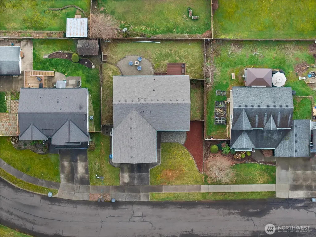 109 Blossom Lane Elma WA 98541