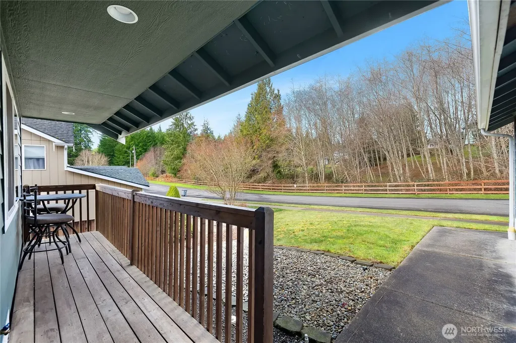 109 Blossom Lane Elma WA 98541
