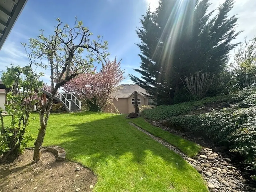 3103 NE 143rd Street Vancouver WA 98686