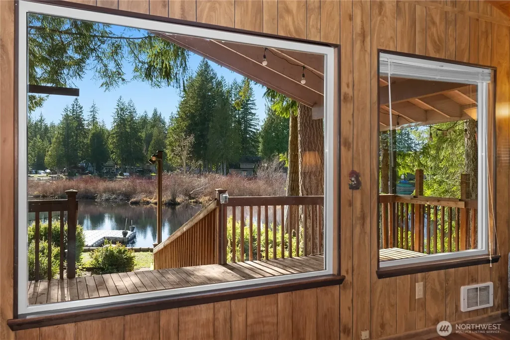 2520 E Saint Andrews Drive N Shelton WA 98584