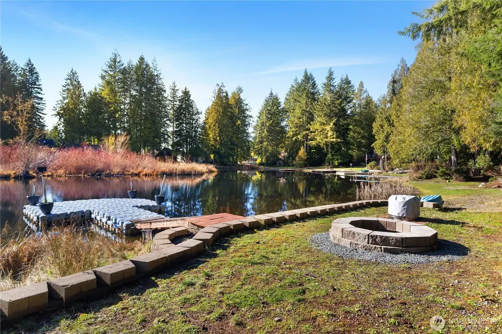 2520 E Saint Andrews Drive N Shelton WA 98584