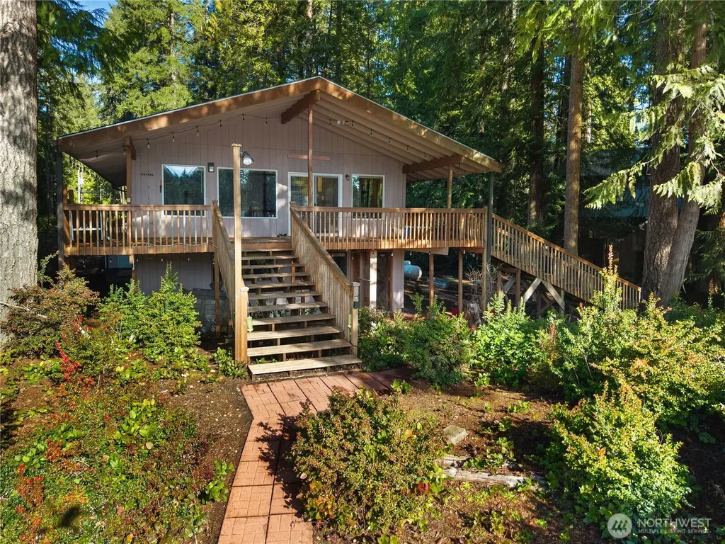 2520 E Saint Andrews Drive N Shelton WA 98584