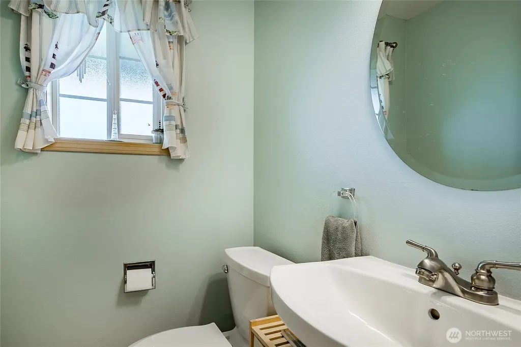 7454 Sole Drive Blaine WA 98230