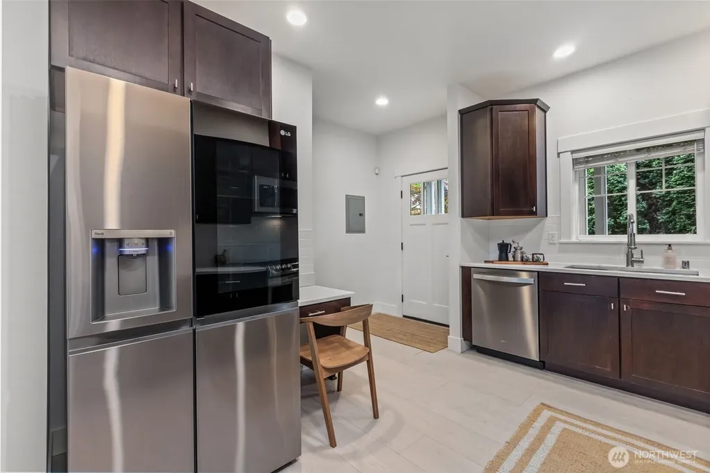 4854 Delridge Way SW Seattle WA 98106