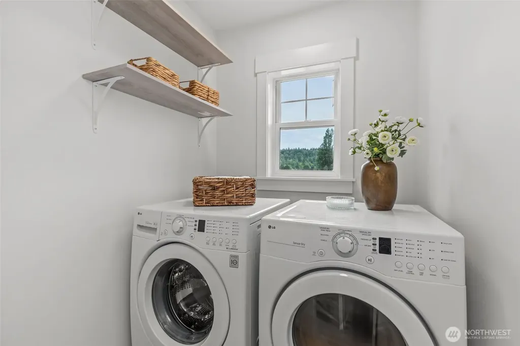 4854 Delridge Way SW Seattle WA 98106