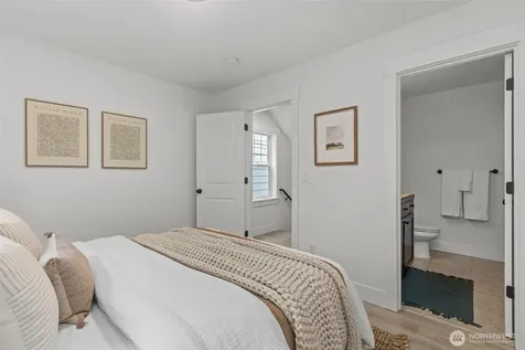 4854 Delridge Way SW Seattle WA 98106
