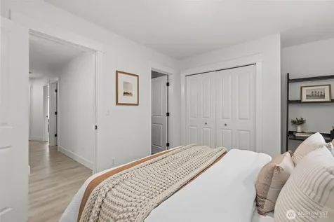 4854 Delridge Way SW Seattle WA 98106