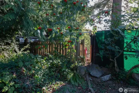 1111 1st Avenue NE Seattle WA 98125