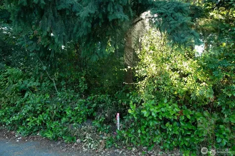 1111 1st Avenue NE Seattle WA 98125