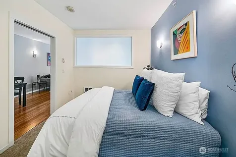 76 Cedar Street Seattle WA 98121
