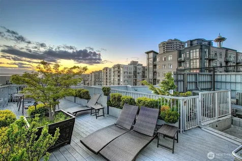 76 Cedar Street Seattle WA 98121