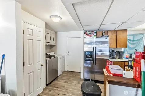 7275 NE Geneva Street Suquamish WA 98392