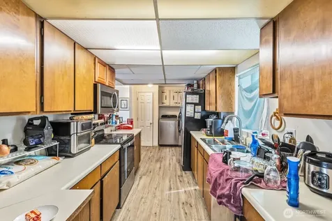 7275 NE Geneva Street Suquamish WA 98392