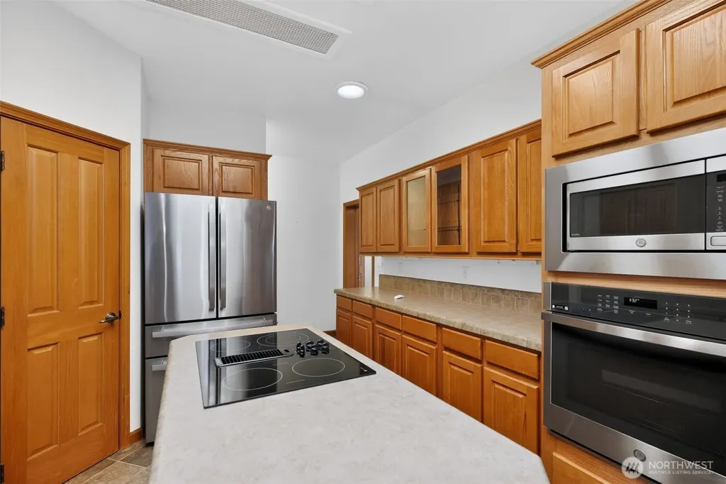 402 Parrish Road Sequim WA 98382
