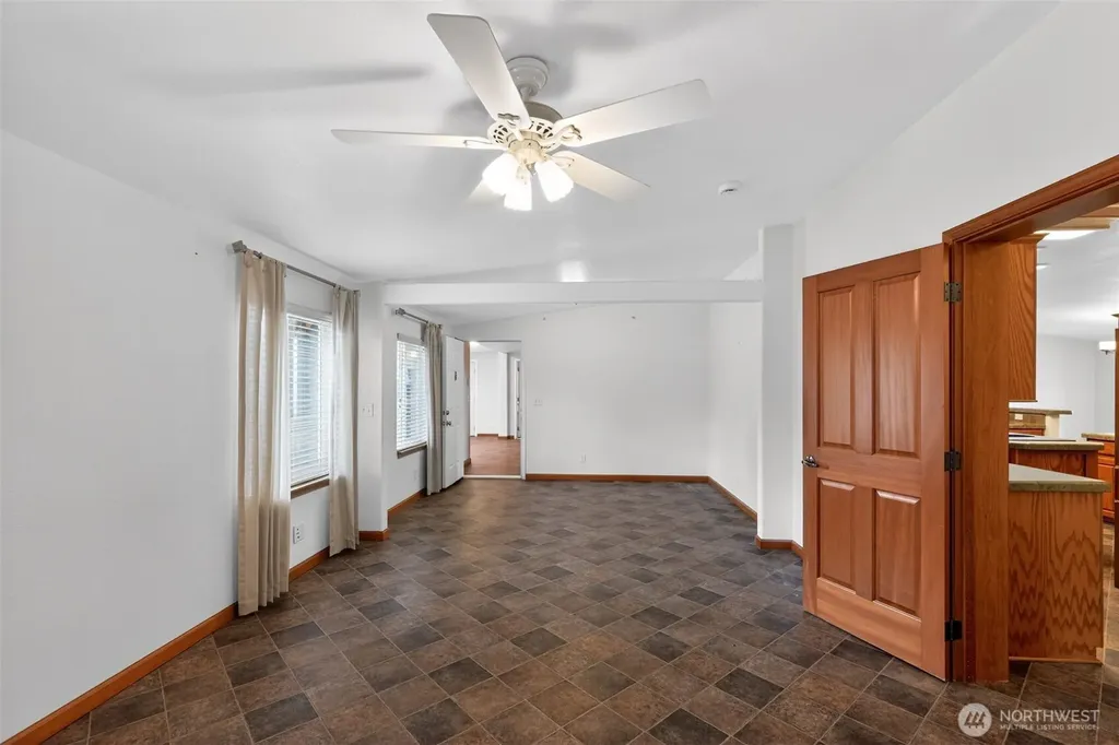 402 Parrish Road Sequim WA 98382