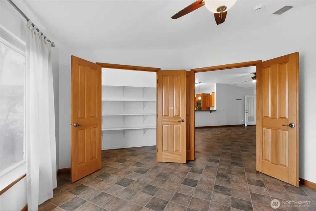 402 Parrish Road Sequim WA 98382