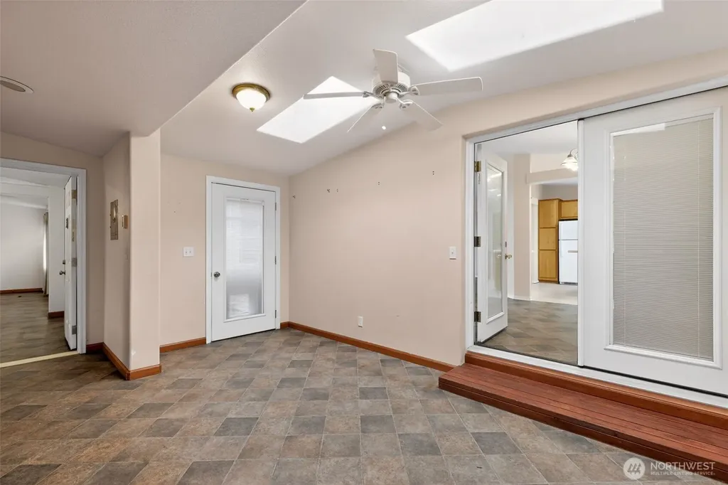 402 Parrish Road Sequim WA 98382