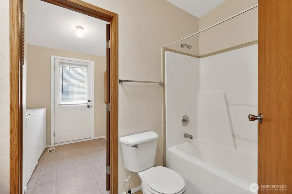 402 Parrish Road Sequim WA 98382