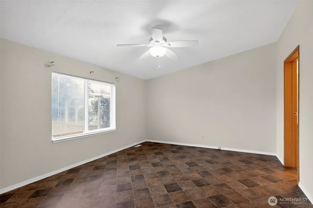 402 Parrish Road Sequim WA 98382