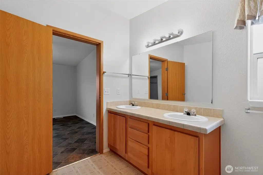 402 Parrish Road Sequim WA 98382