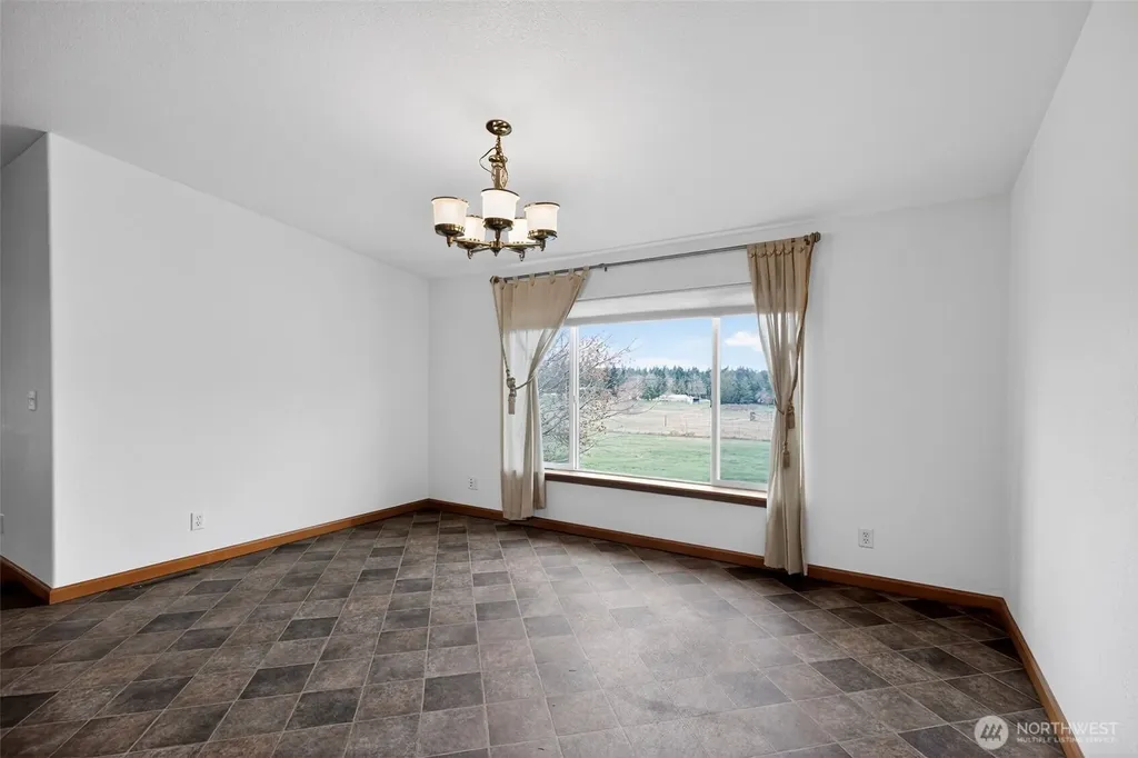 402 Parrish Road Sequim WA 98382