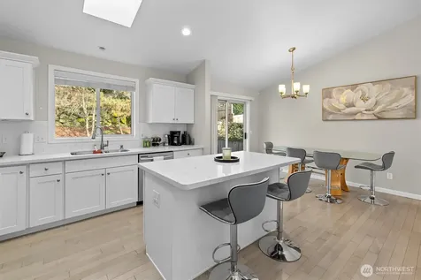 37541 21st Avenue S Federal Way WA 98003