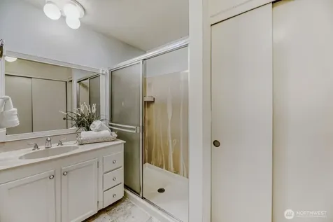 12904 126th Court NE Kirkland WA 98034