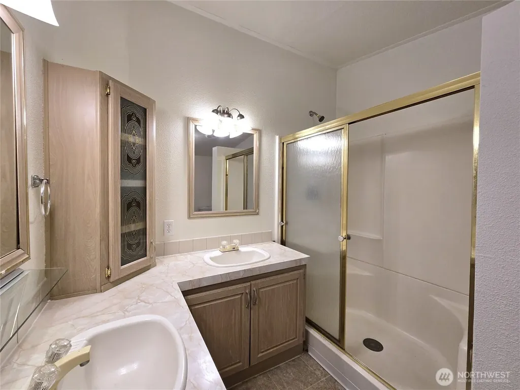 151 Nix Lane Centralia WA 98531