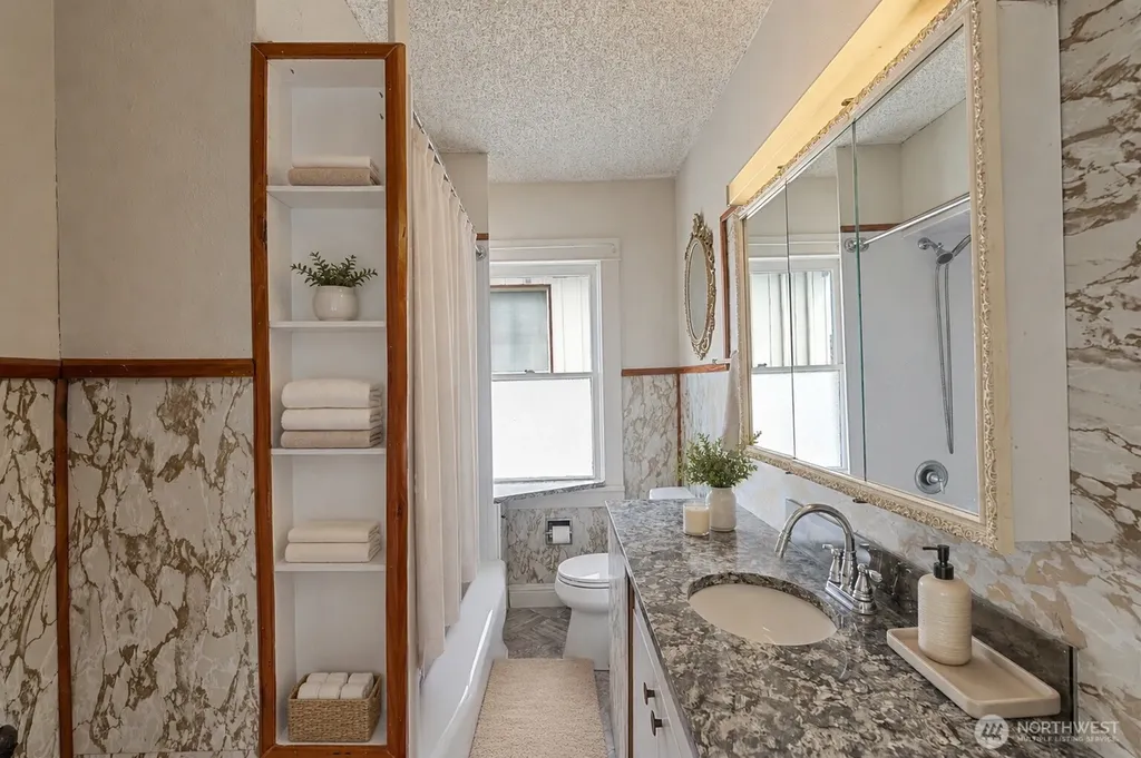 620 6th Street Hoquiam WA 98550
