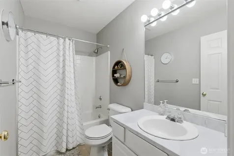 5705 200th Street SW Lynnwood WA 98036