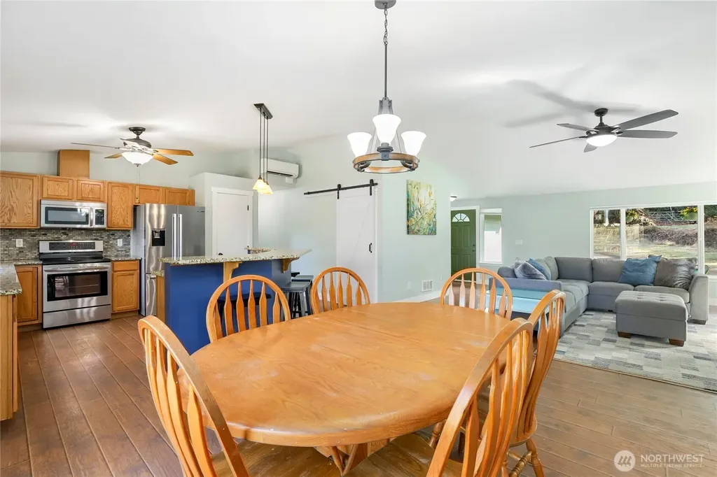 2461 Cantu Lane NW Seabeck WA 98380