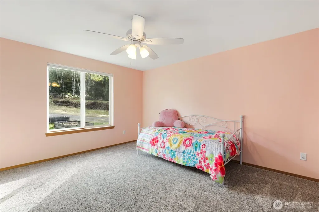 2461 Cantu Lane NW Seabeck WA 98380