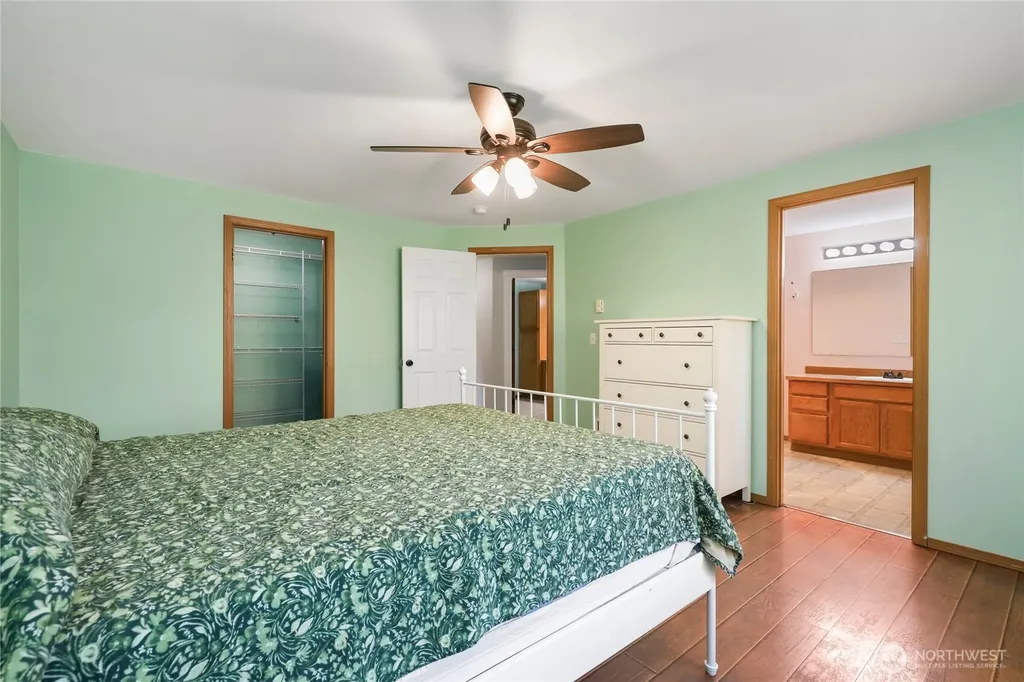 2461 Cantu Lane NW Seabeck WA 98380