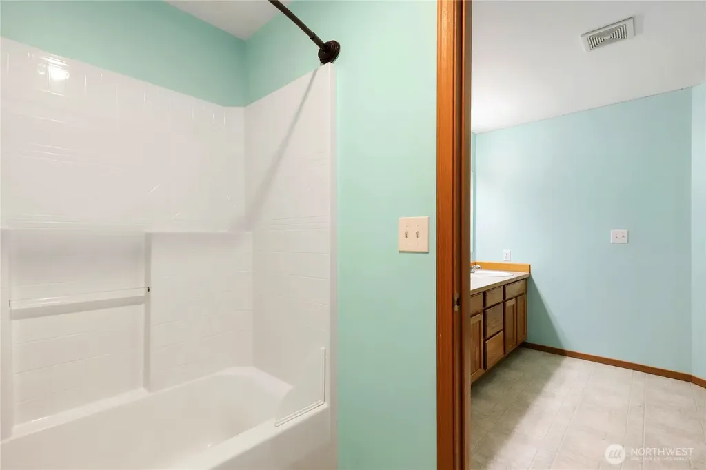 2461 Cantu Lane NW Seabeck WA 98380