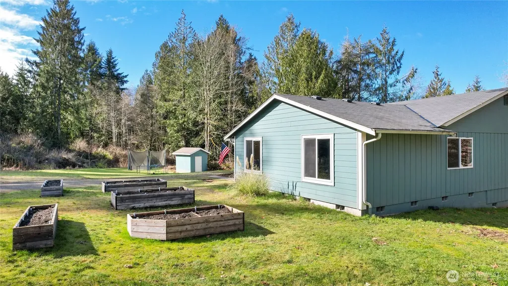 2461 Cantu Lane NW Seabeck WA 98380