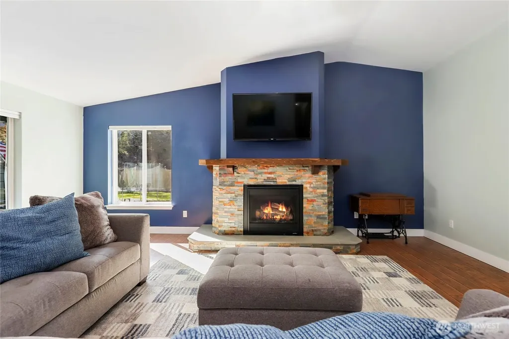 2461 Cantu Lane NW Seabeck WA 98380