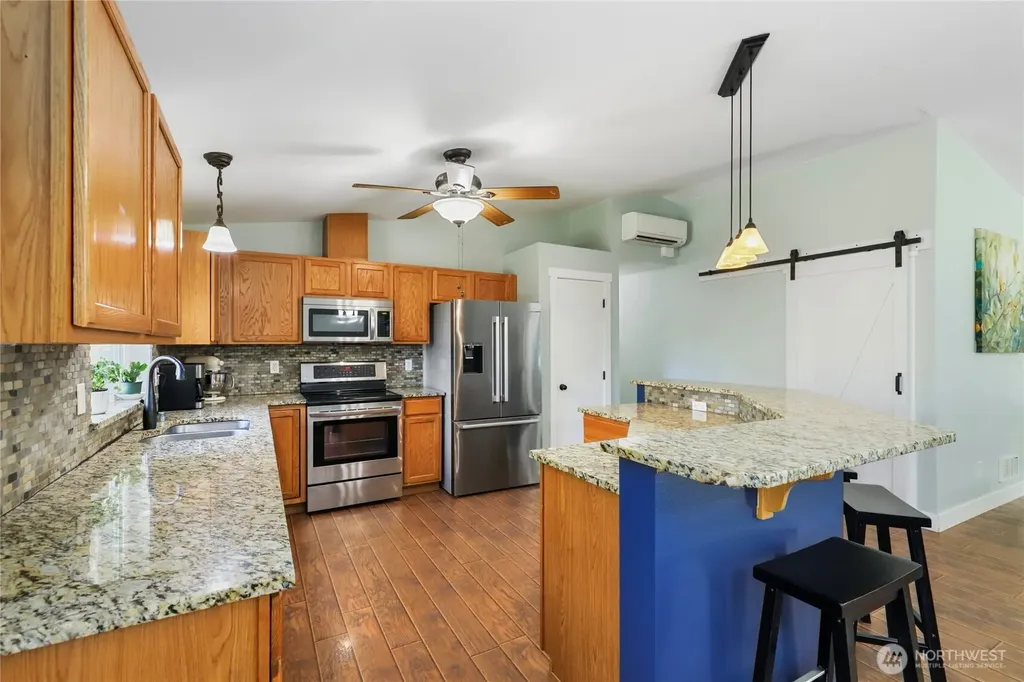 2461 Cantu Lane NW Seabeck WA 98380