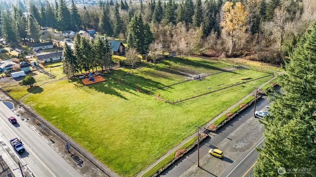 1573 Lockridge Loop E Enumclaw WA 98022