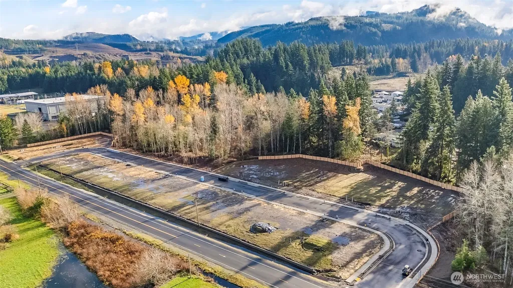 1573 Lockridge Loop E Enumclaw WA 98022