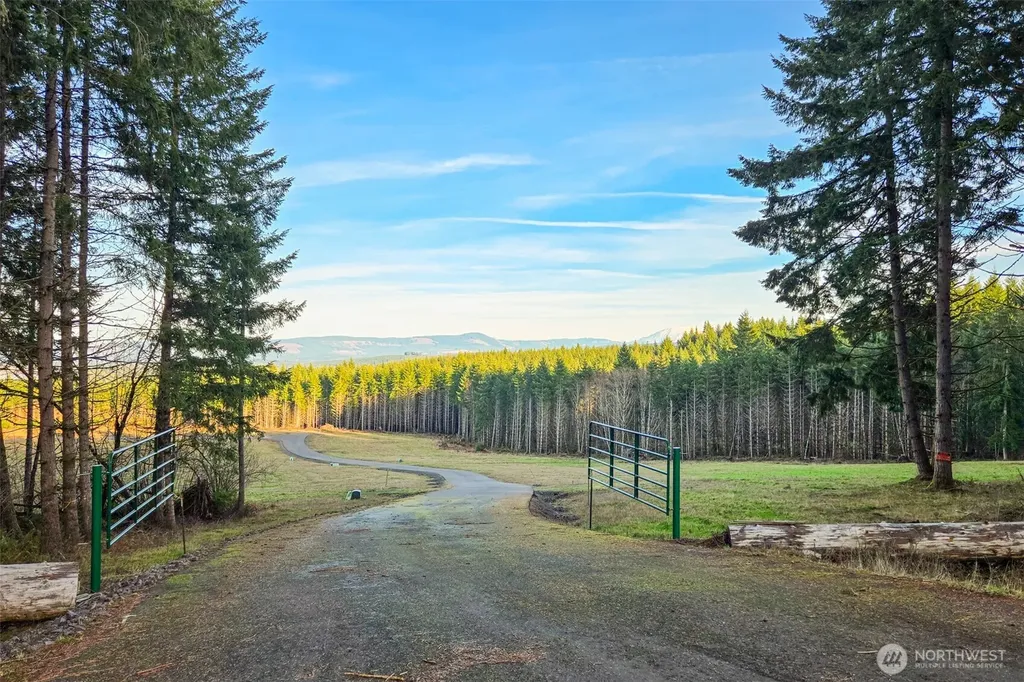 0 Silverwood Drive Castle Rock WA 98611