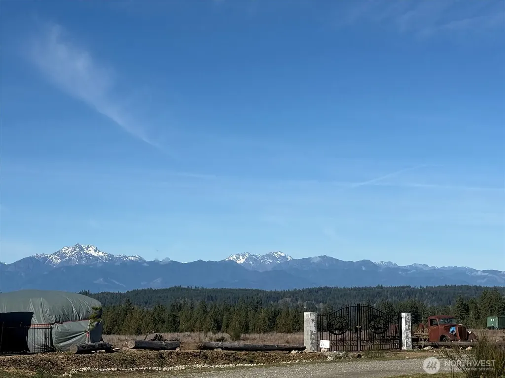 1 E Johnson Ridge Road Belfair WA 98528