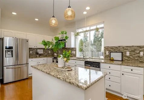 15204 48th Avenue SE Everett WA 98208