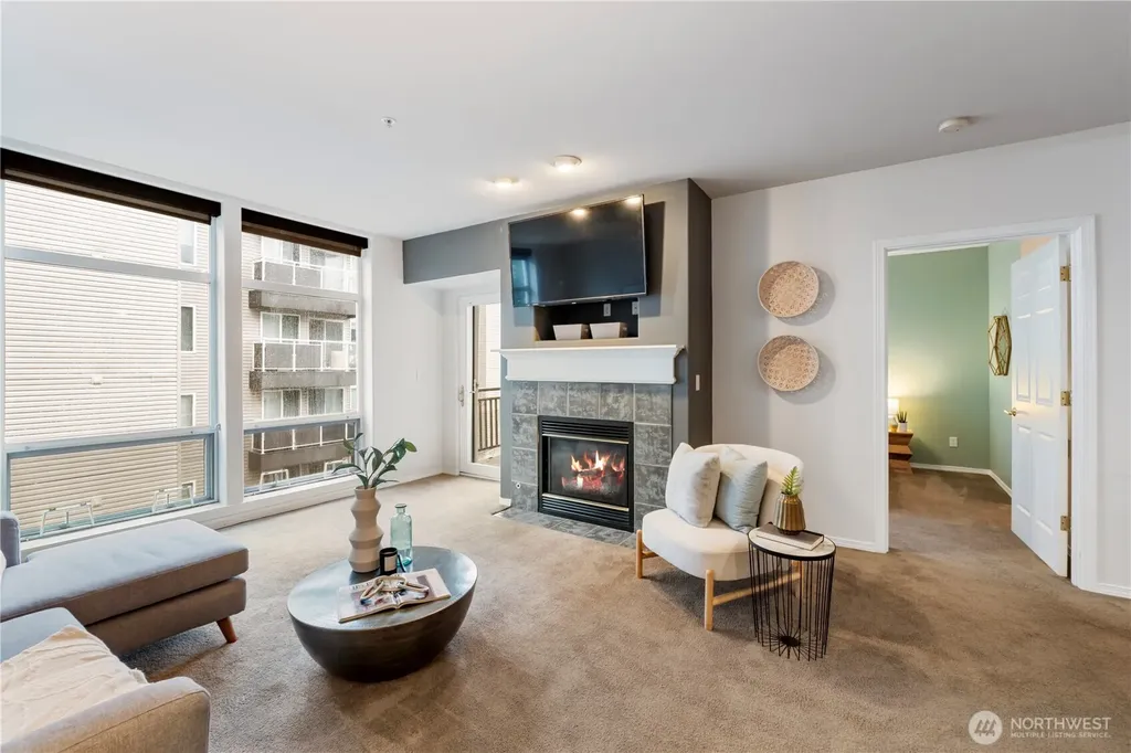 3221 SW Avalon Way Seattle WA 98126